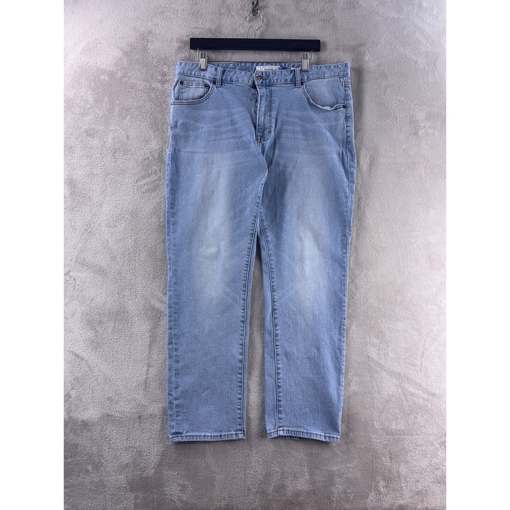 Peter‎ Manning New York Standard Fit Jeans Mens Size 36x28 Blue Light Wash